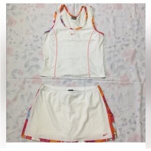 Nike Floral Skort Set Medium